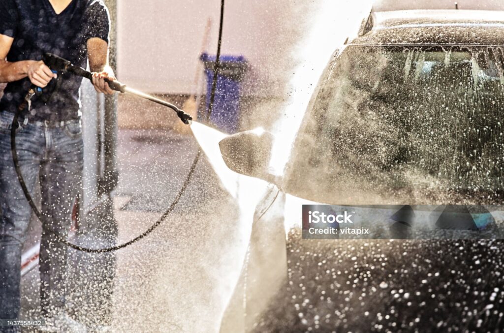 lavado de carrocería y motor